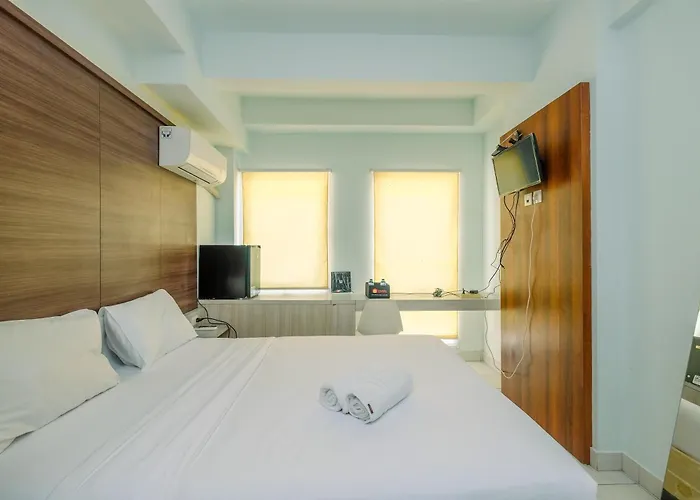 Nice And Cozy Studio Apartment At Patraland Urbano By Travelio